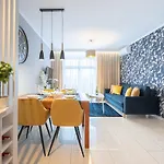 Apartment Apartament 55M2 - Darmowy Garaz - Klimatyzacja - Centrum - 24Na7 Breslau