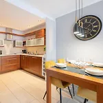 Apartament 55M2 - Darmowy Garaz - Klimatyzacja - Centrum - 24Na7 * Breslau