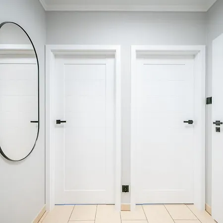 Apartment Apartament 55M2 - Darmowy Garaz - Klimatyzacja - Centrum - 24Na7