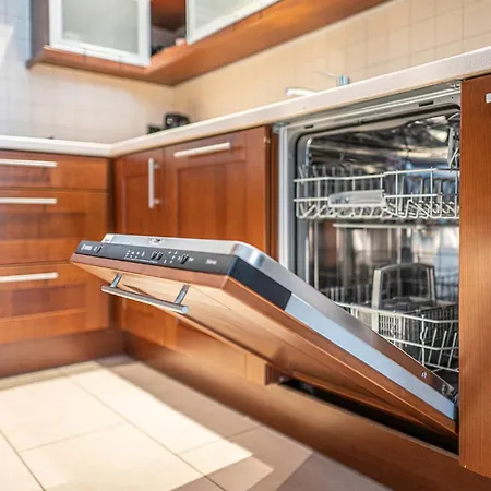 Apartament 55M2 - Darmowy Garaz - Klimatyzacja - Centrum - 24Na7