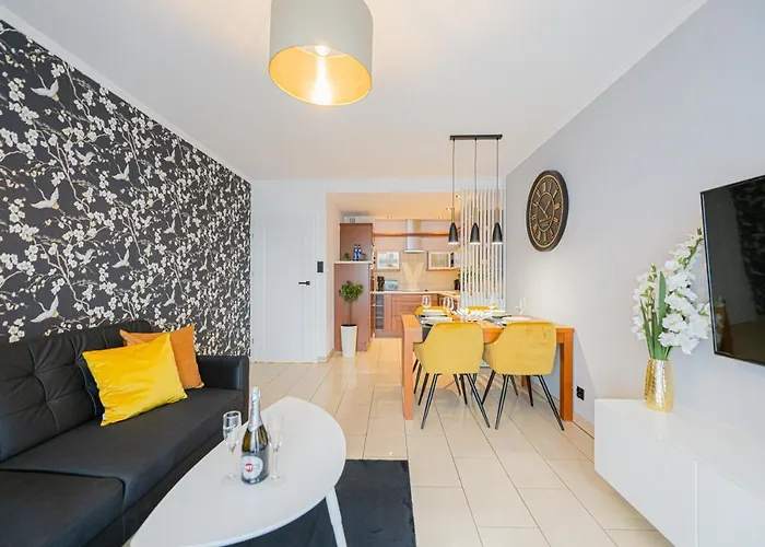 55m2 - Darmowy Garaz - Klimatyzacja - Centrum - 24na7 Appartement *